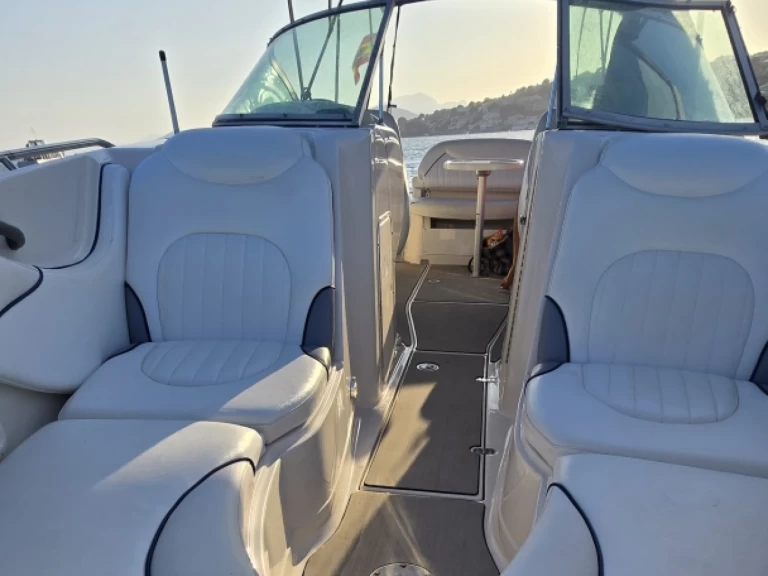 Noleggio barche Monterey Monterey 268SS a Port d'Alcudia su Samboat