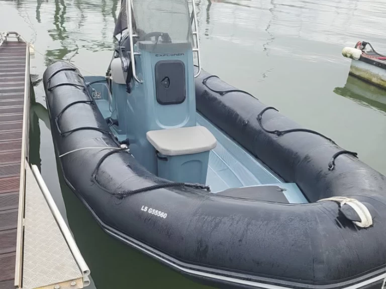 Noleggiare una Bombard Explorer 550 a Les Sables-d'Olonne