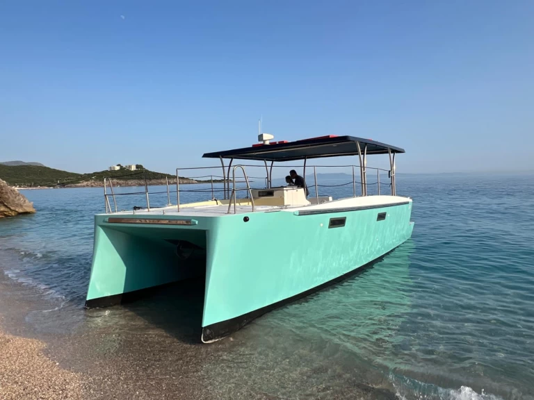 Noleggio Catamarano Aliboats con patente nautica