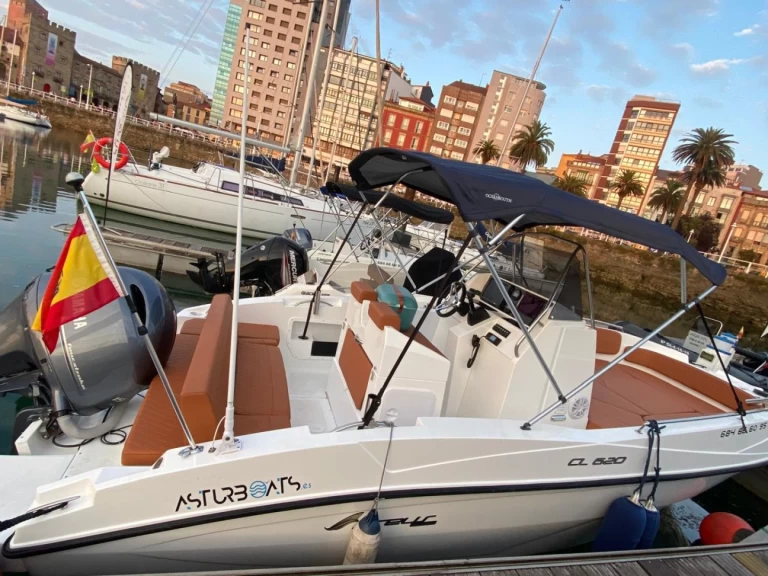 Noleggio barche Nireus CL620 a Gijón su Samboat
