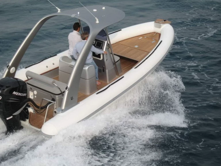 Noleggio Gommone Ufo con patente nautica