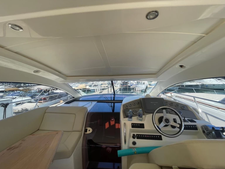 Noleggio Barca a motore con o senza skipper Jeanneau a Port de Saint Jean Cap Ferrat