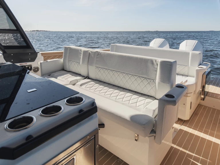 Noleggio Barca a motore a Spalato – Saxdor Saxdor 320 GTO