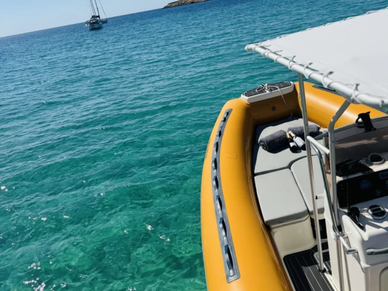 Noleggio barche SEVEN FIFTY  400 a Sant Antoni de Portmany su Samboat