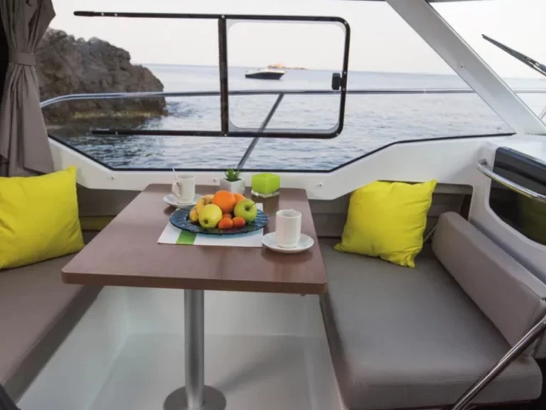 Barca a motore a noleggio a Sanremo al miglior prezzo