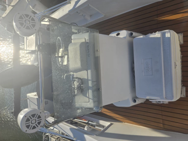 Chris Craft Sea Hawk 195 da affittare a  Arcachon