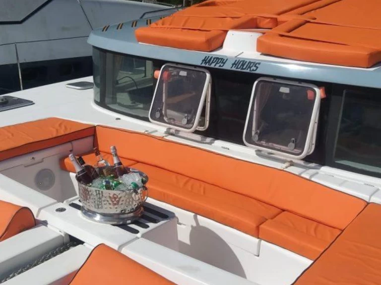 Custom Made 44 da affittare a  Bayahíbe (Zona Urbana)