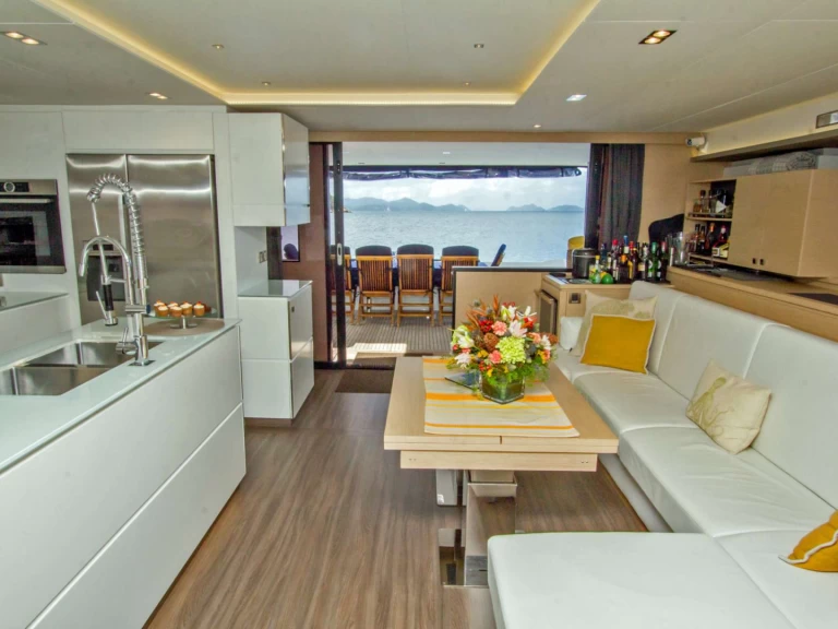 Noleggiare una Fountaine Pajot NENNE a Isole Vergini Britanniche