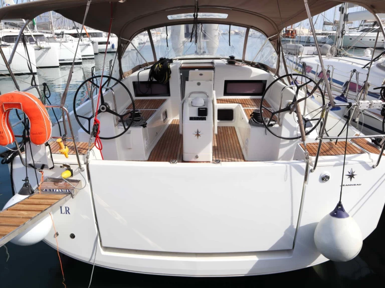 Noleggio Barca a vela a Ligia – Jeanneau Sun Odyssey 440