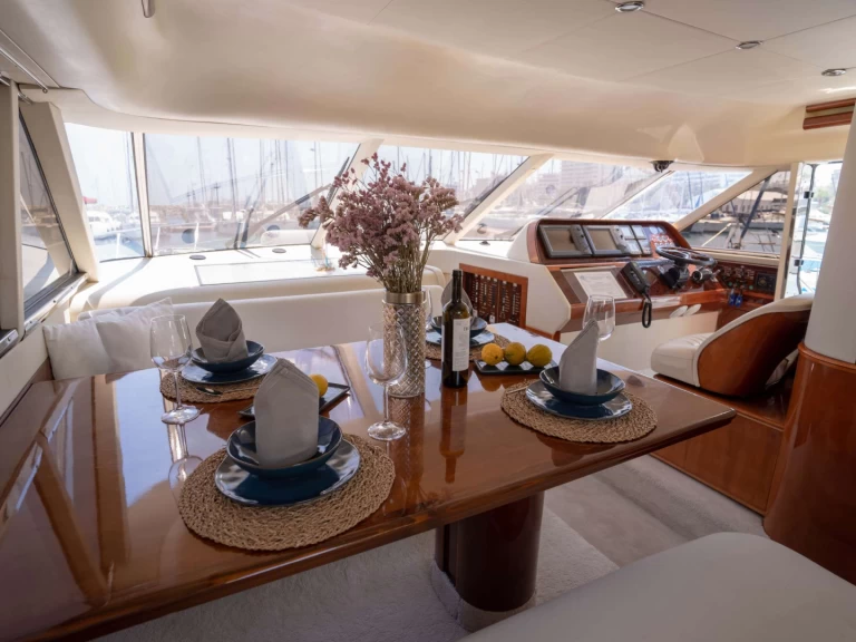 Noleggiare una Princess, UK ESPERANZA a Rodi (Citta)