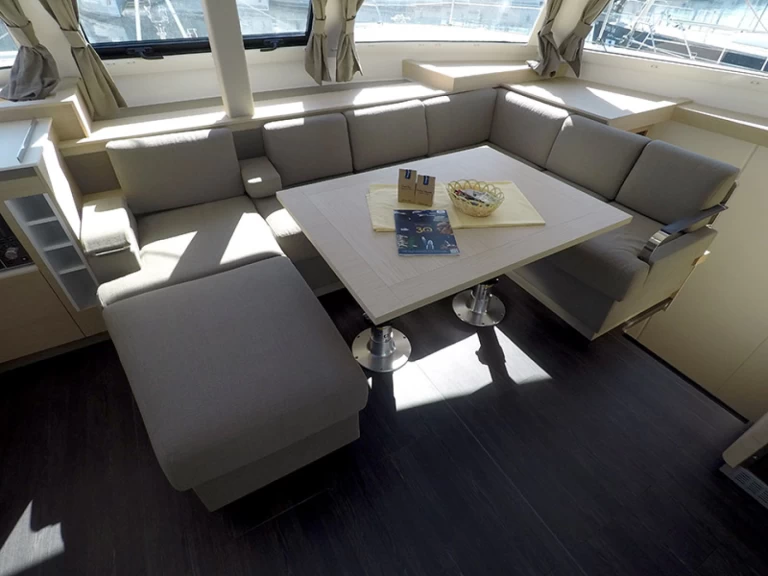 Fountaine Pajot Elba 45 da affittare a  Sebenico