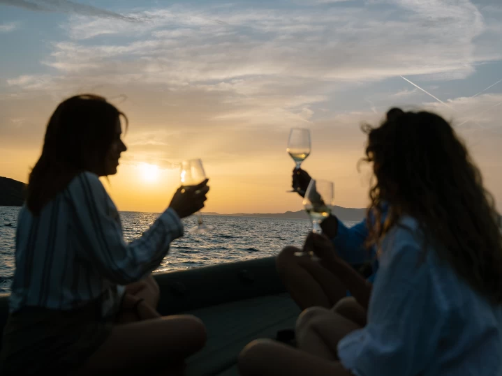 Gommone a noleggio a Sifnos al miglior prezzo