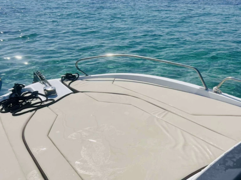 Noleggio a Hyères – Bénéteau Flyer 6.6 SUNdeck su SamBoat