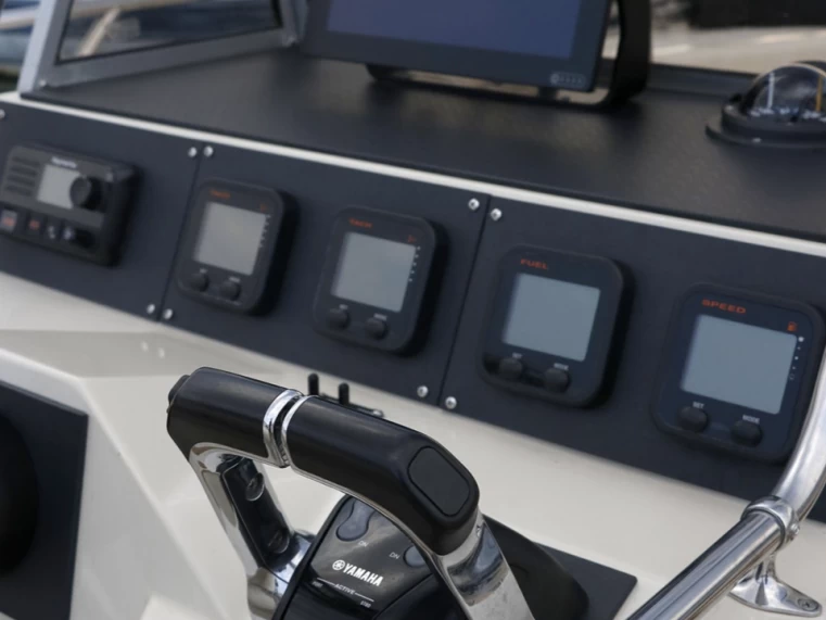 Noleggio barche Boston Whaler Boston Whaler 27 Outrage a Taormina su Samboat