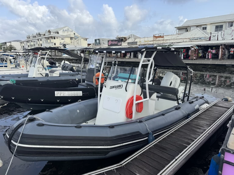 Gommone a noleggio a Saint-François al miglior prezzo