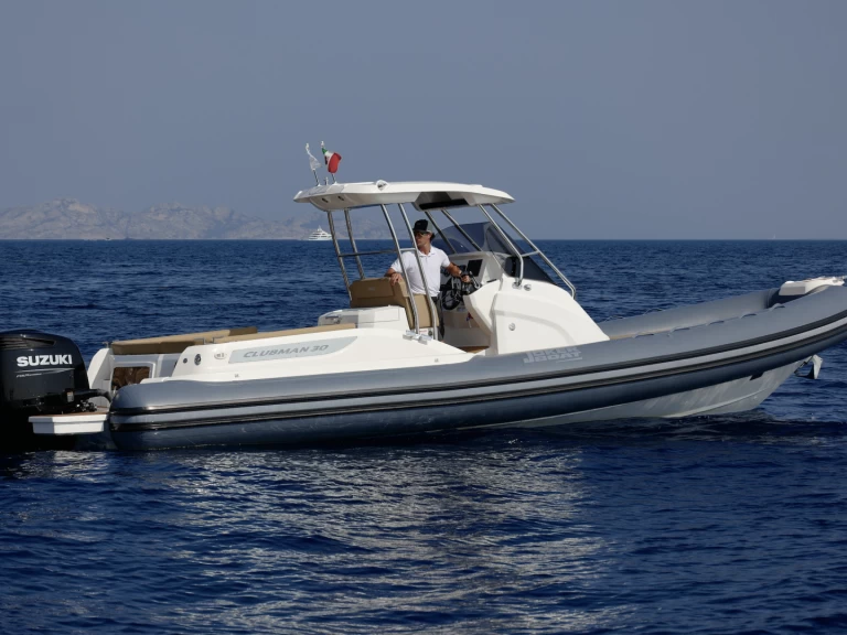 Noleggiare una Joker Boat Clubman 30 a Porto Cervo
