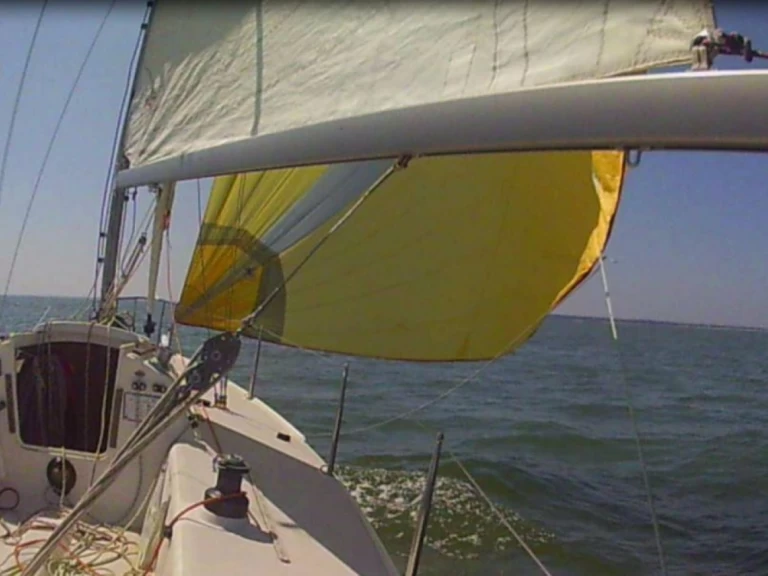 Noleggiare una J Composites J80 a Pornic