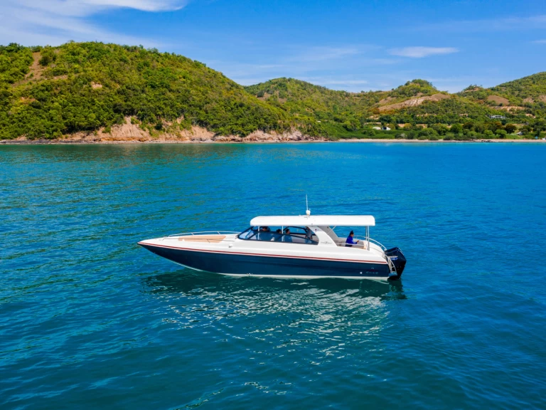 Noleggio Barca a motore con o senza skipper SEAT a Bo Put