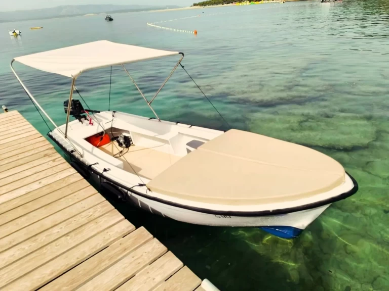 Noleggio Barca a motore a Bol – Pasara Pasara