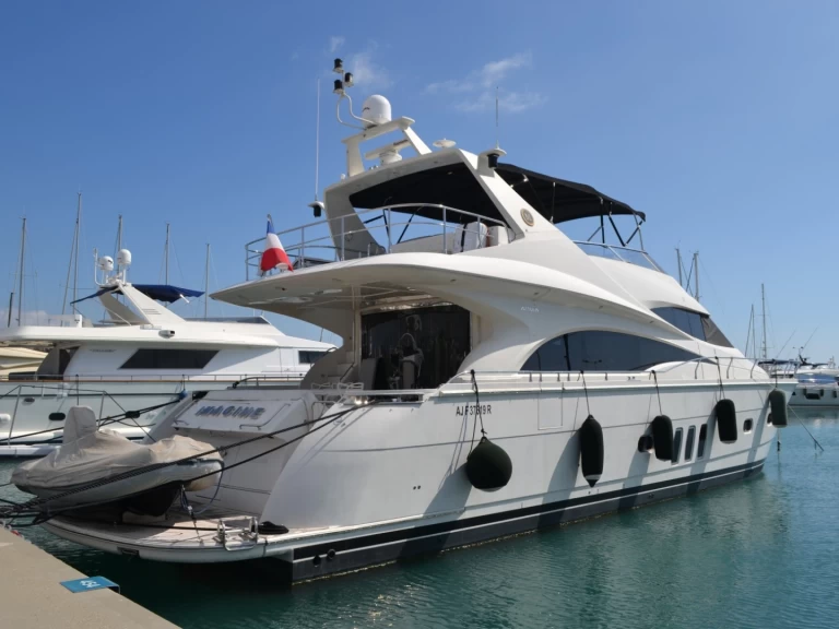 Noleggio barche Marquis 69 a Antibes su Samboat