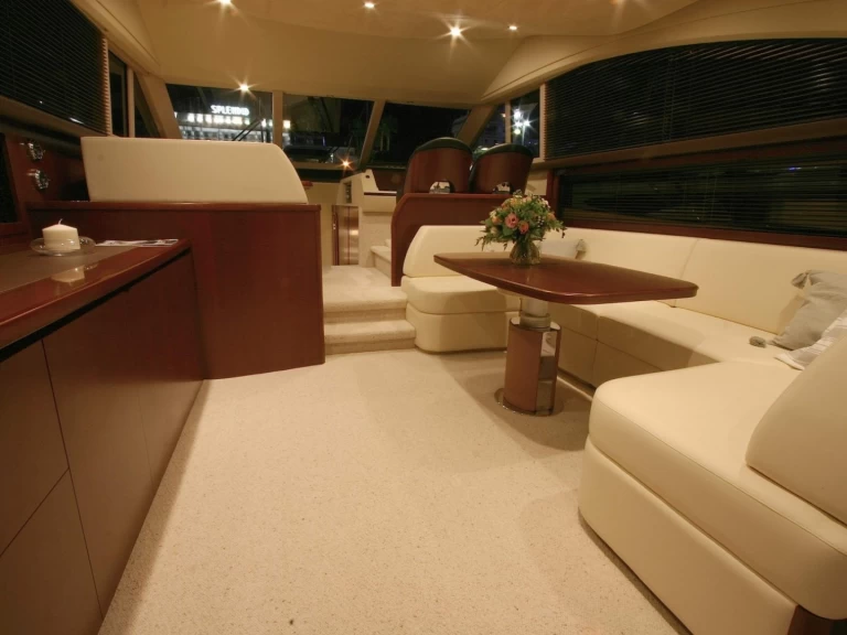 Princess Princess 54 da affittare a  Antibes