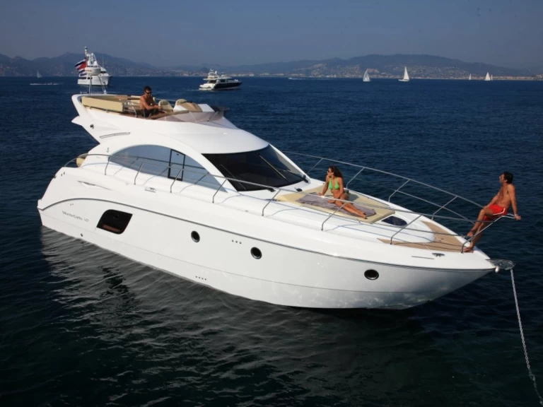 Bénéteau Monte Carlo 47 Fly da affittare a  Antibes