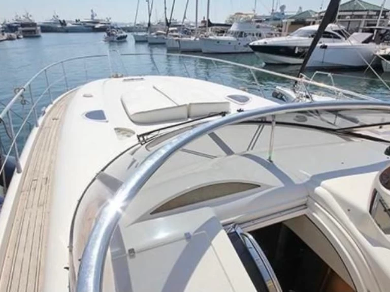 Noleggiare una Sunseeker Predator 56 a Golfe-Juan