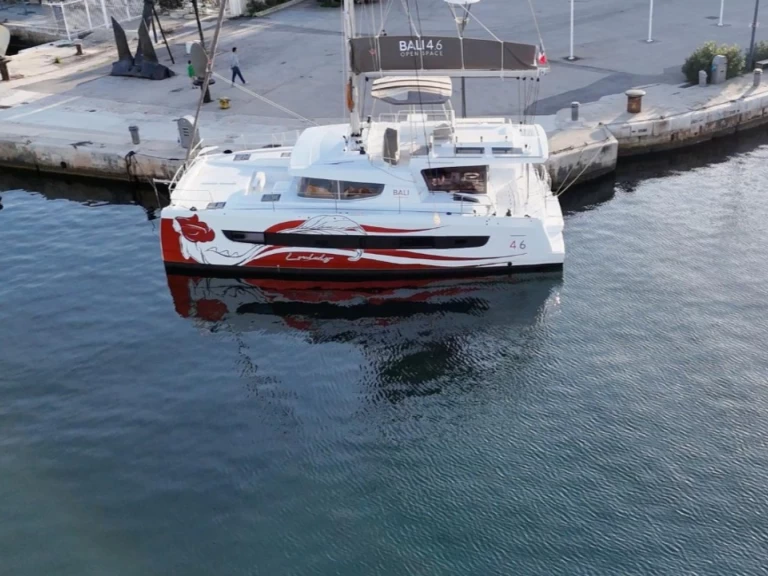 Noleggiare una Bali Bali 4.6 a Cannes