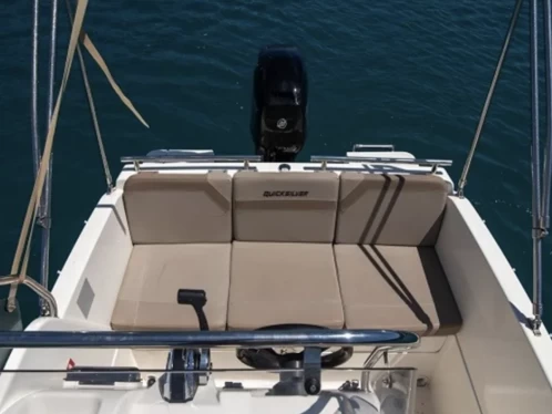 Noleggio Barca a motore Quicksilver con patente nautica