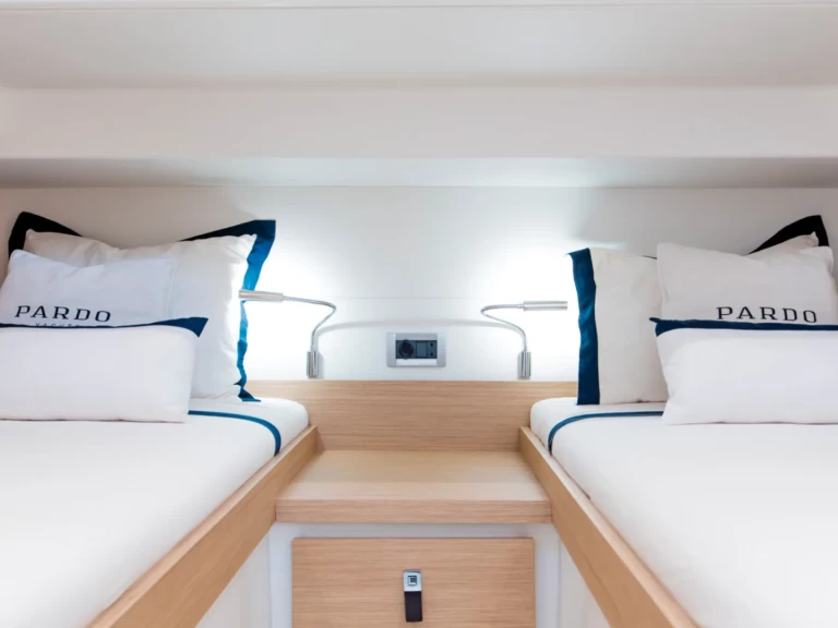 Pardo Yachts Pardo 38 da affittare a  Beaulieu-sur-Mer