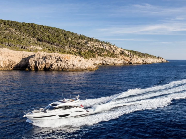 Noleggio barche Gouviá economico Princess S65 Sport Flybridge