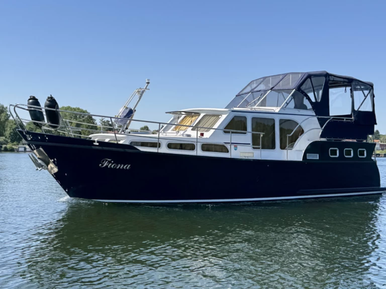 Noleggio Houseboat FB-Yachtcharter con patente nautica