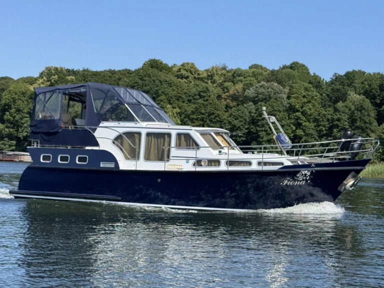 Noleggiare una FB-Yachtcharter Pedro Skiron 35 a Malchow