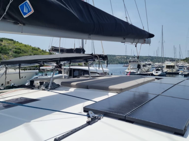 Neel Neel 47 da affittare a  Punat