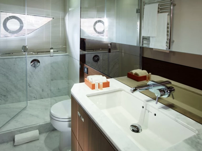 Noleggio barche Gouviá economico Princess S65 Sport Flybridge