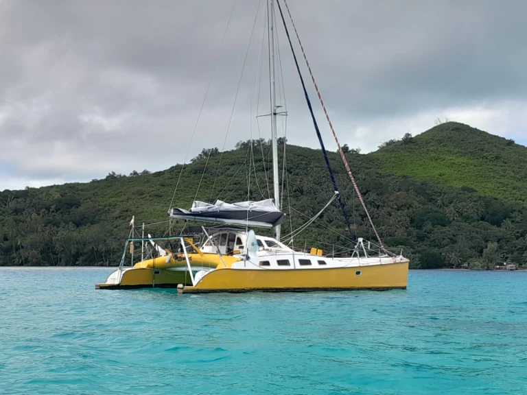 Noleggio Catamarano Outremer con patente nautica