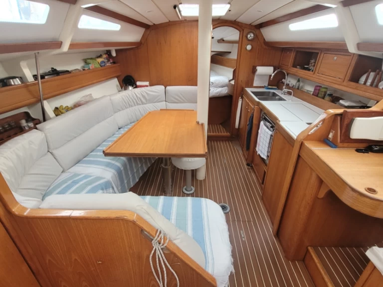 Jeanneau Sun Fast 39 da affittare a  Porto