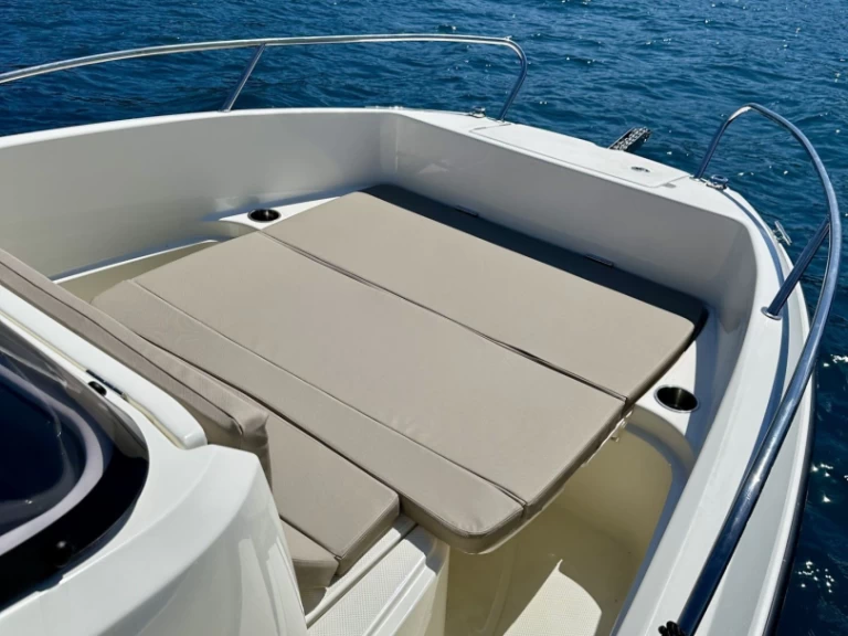 Noleggio Barca a motore con o senza skipper Quicksilver a Marsiglia