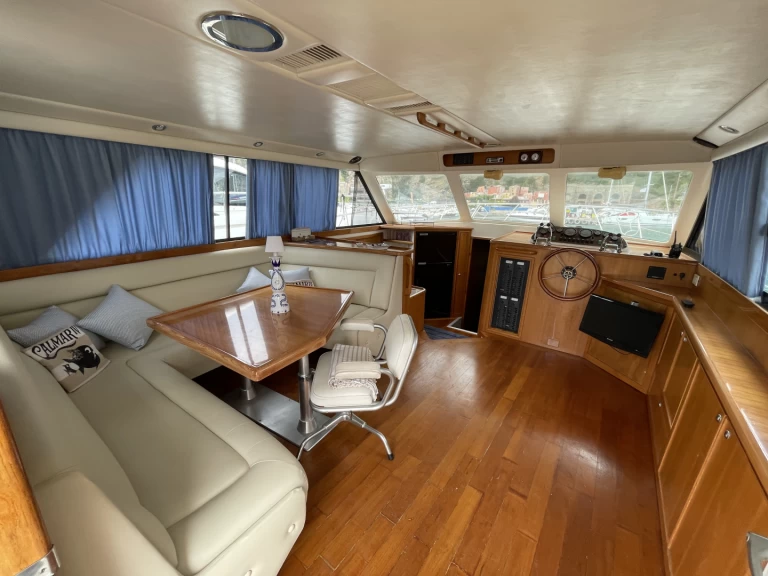 Riviera 43 open flybridge  da affittare a  Alassio