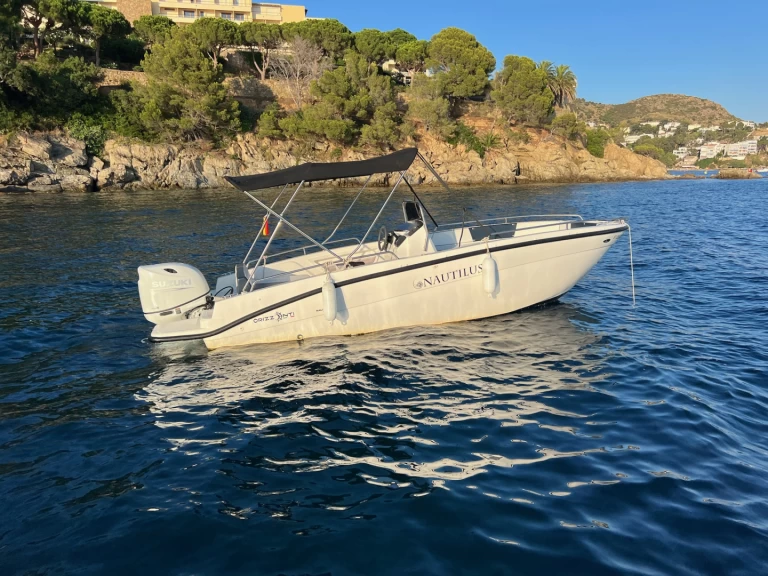 Noleggio barche Orizzonti Nautilus 670 a Empuriabrava su Samboat