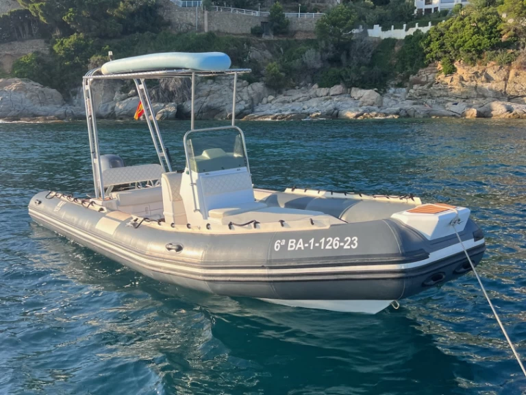 Gommone a noleggio a Empuriabrava al miglior prezzo