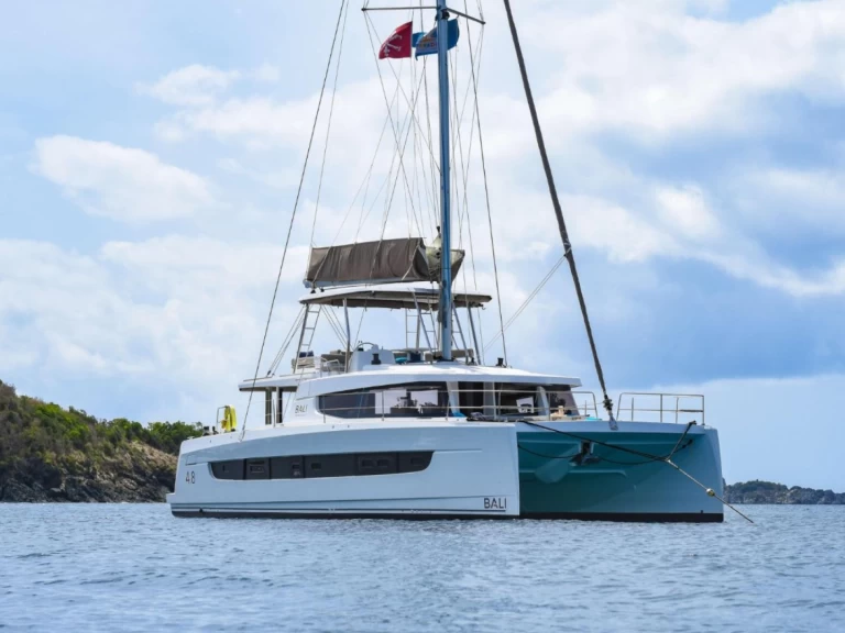 Noleggio barche Antibes economico Catana 48