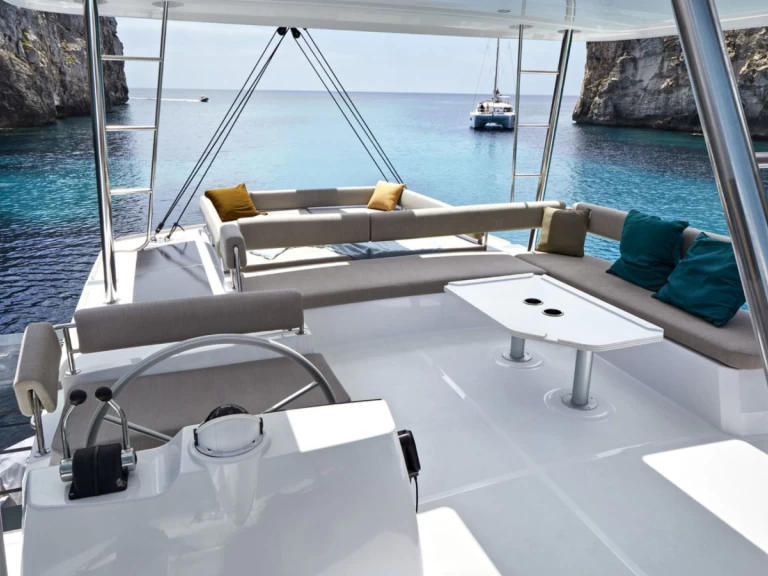 Noleggio Catamarano a Antibes – Bali Catamarans Catana 48