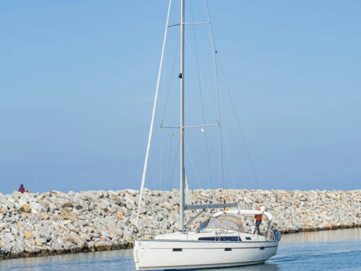 Bavaria Cruiser 41 da affittare a  San Vincenzo