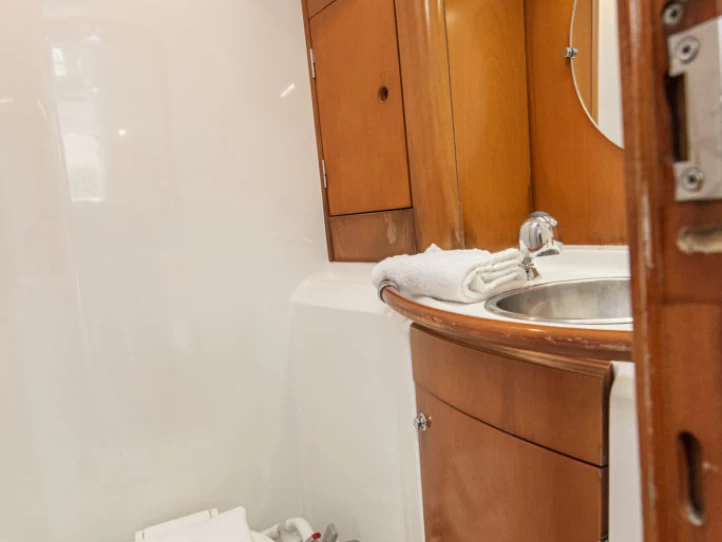 Noleggio barche San Vincenzo economico First 40.7