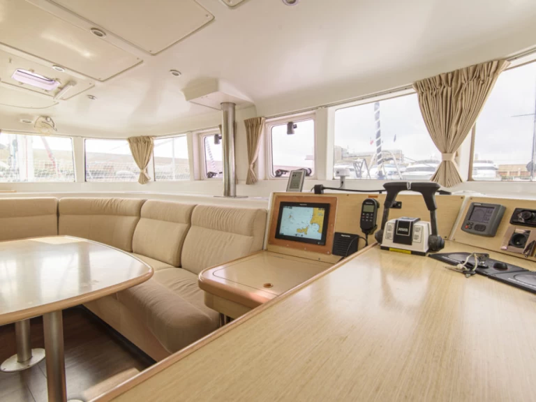 Noleggio a San Vincenzo – Lagoon Lagoon 440 su SamBoat