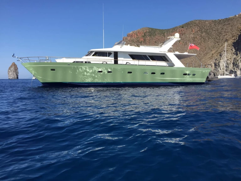 Cantieri Pegasus 80 da affittare a  Olbia
