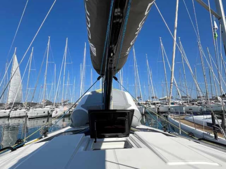 Noleggiare una Dufour Dufour 41 Performance a Zaravecchia (Biograd)