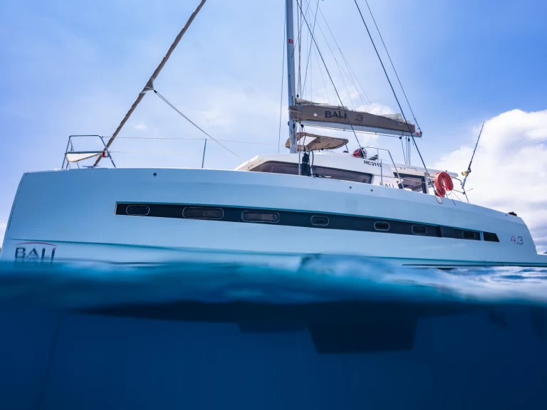 Noleggio Catamarano con o senza skipper Bali a Eden Island
