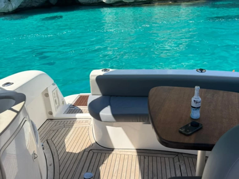 Noleggio Barca a motore a Can Picafort – Sessa Marine Oyster 35